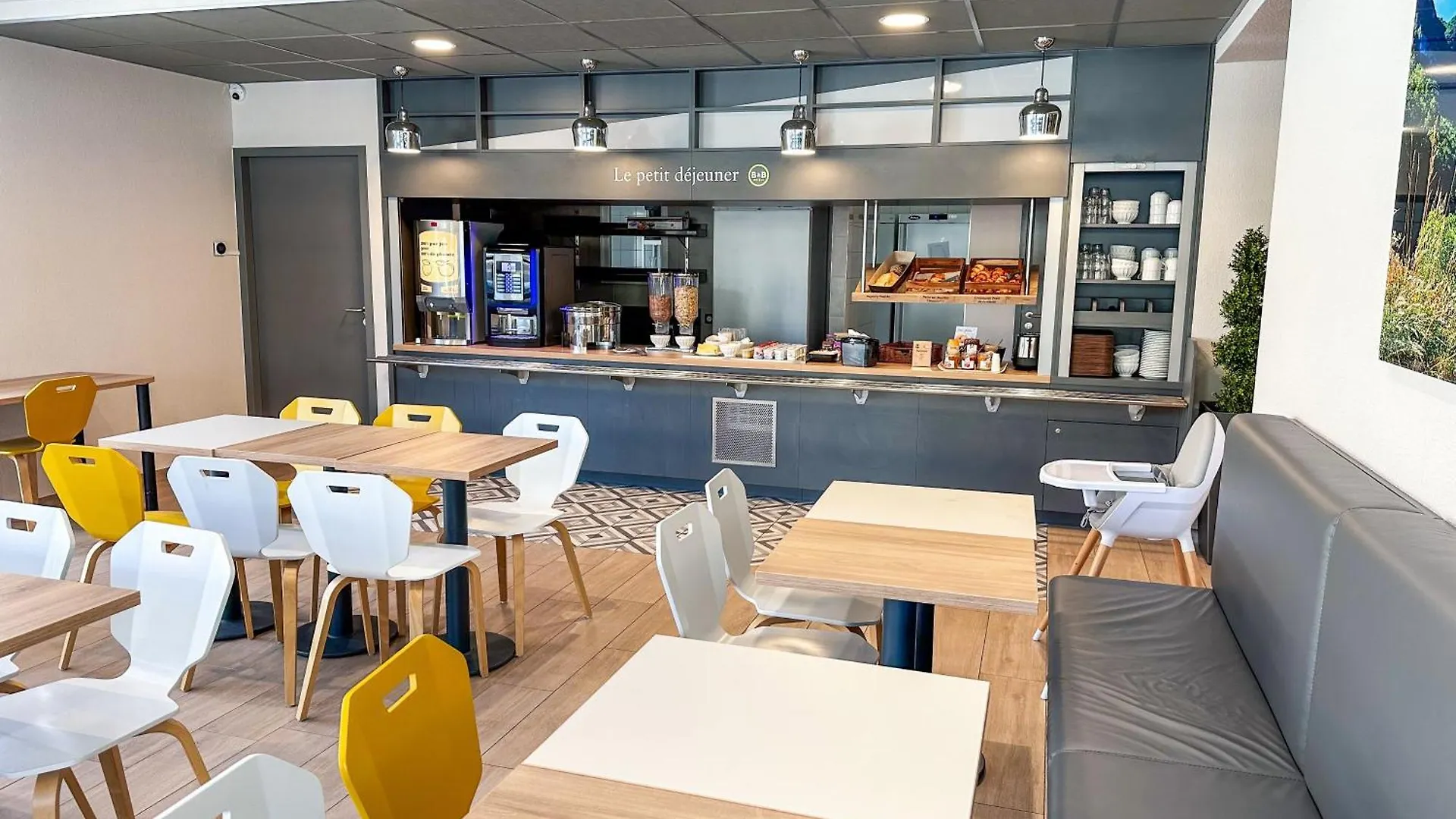 B&B Hotel Aix-Les-Bains Gresy-sur-Aix 2*,