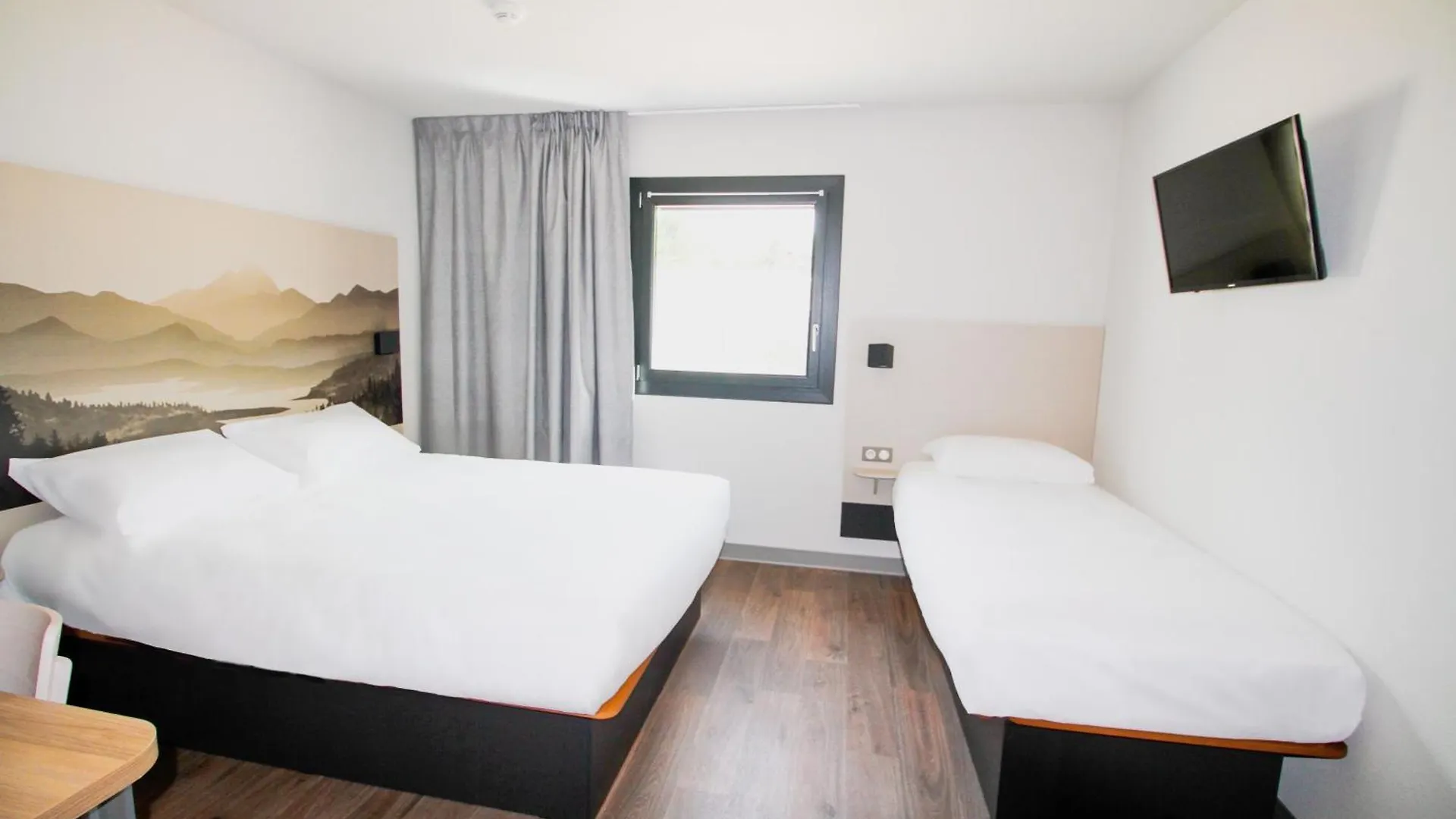 B&B Hotel Aix-Les-Bains Gresy-sur-Aix 2*,